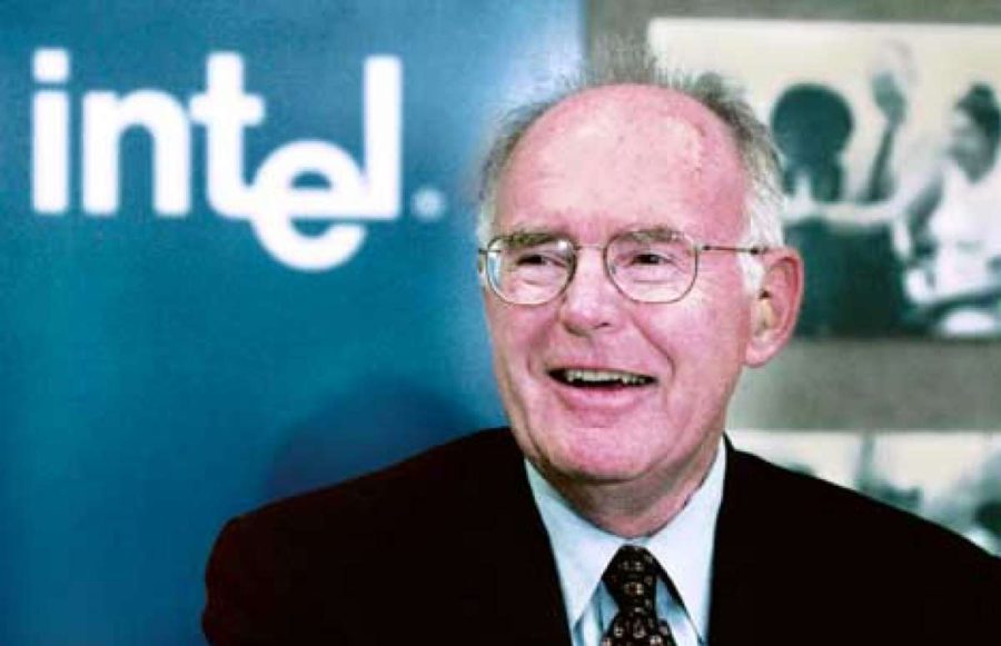 Gordon Moore, químico e fundador da gigante Intel.